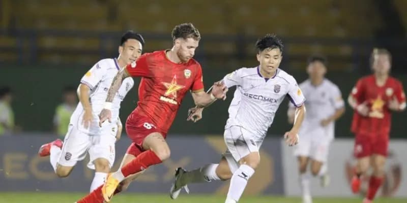 Hồng Lĩnh Hà Tĩnh lập kỷ lục bất bại tại V-League 2024/25